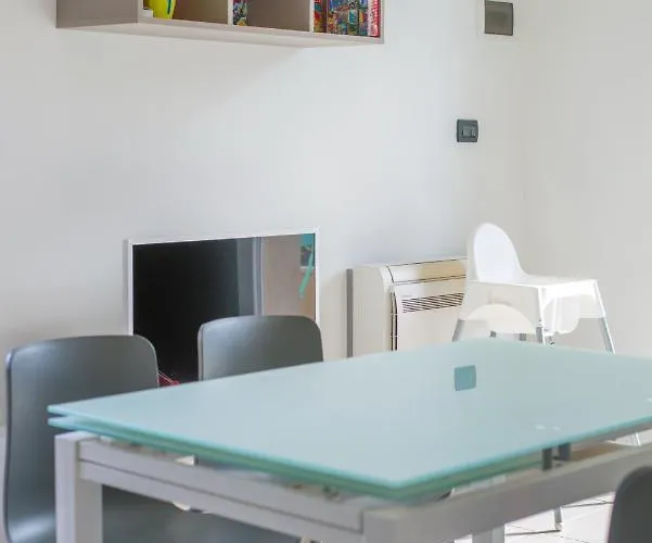 Babyaccommodation Family Comfort Ll Διαμέρισμα Pietra Ligure